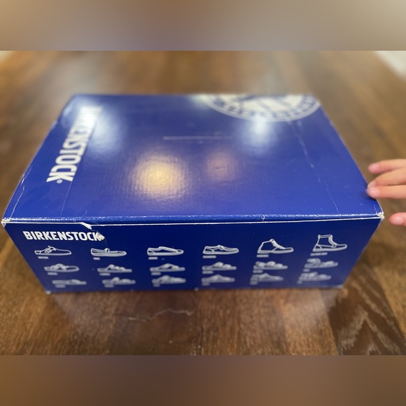 Birkenstock sandals size 41 narrow fit - Picture 8 of 10